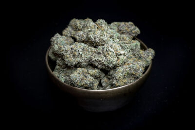 Raspberry Cough Sativa AAAA