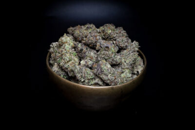 Sour diesel Sat Bowl w Sour Diesel Sativa AAAA